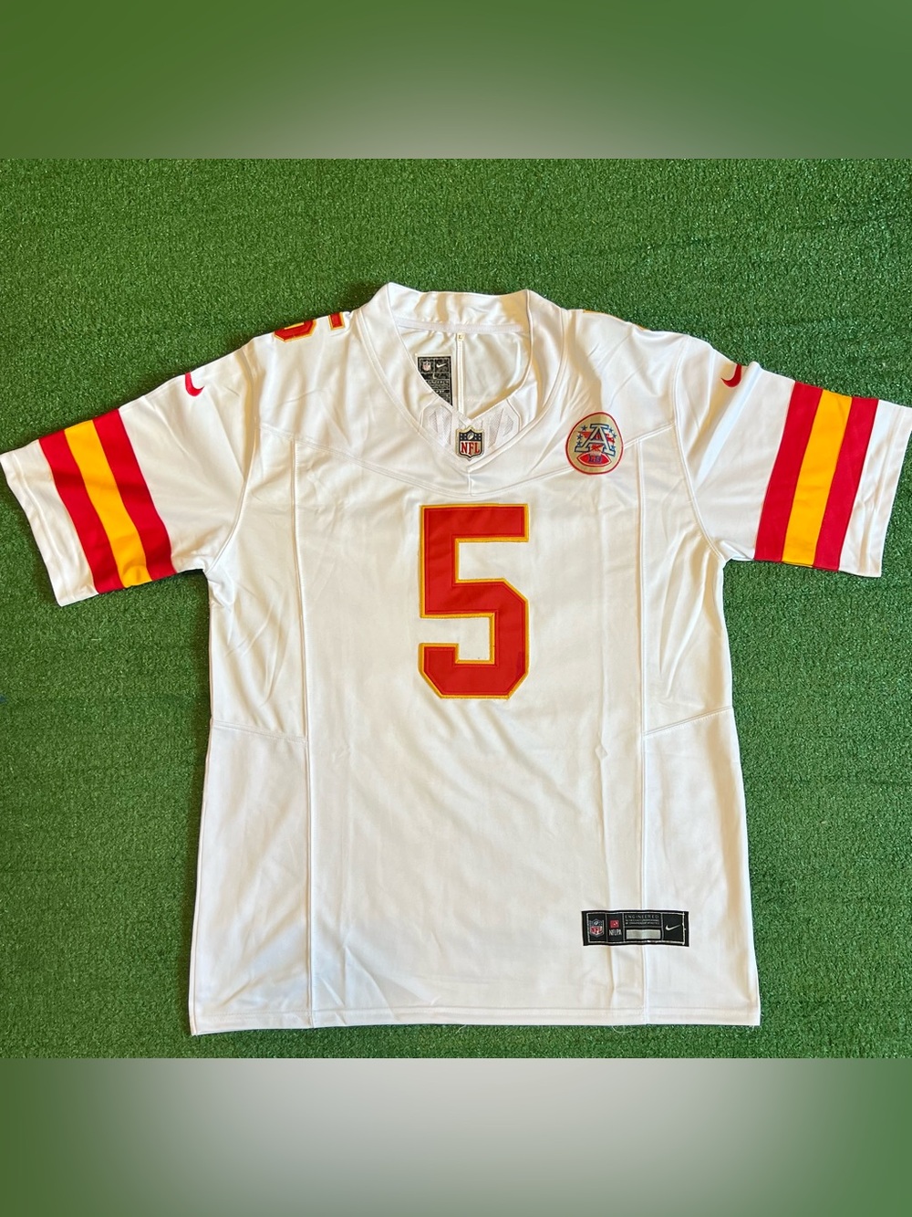 Kansas City Mansoor Delane White Jersey
Adult Large